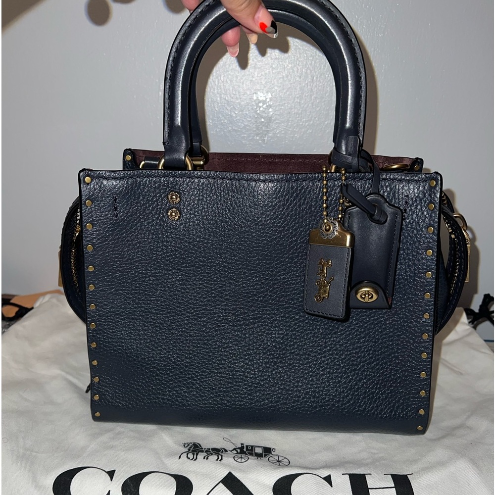 Coach rogue 25
